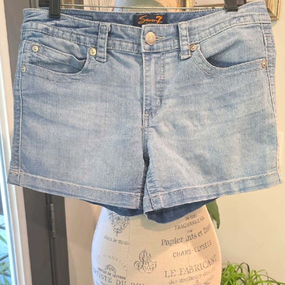 Seven7 Blue Jean Shorts Mid-Length Casual